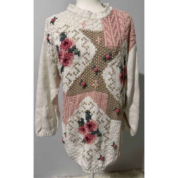 Shenanigans Sweaters - Shenanigans vintage Hand knitted floral sweater chunky thick sweater